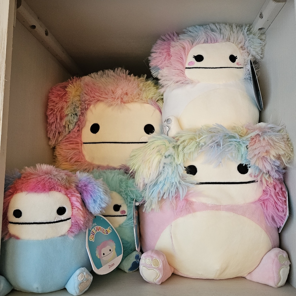 Squishmallow and Pusheen Lot